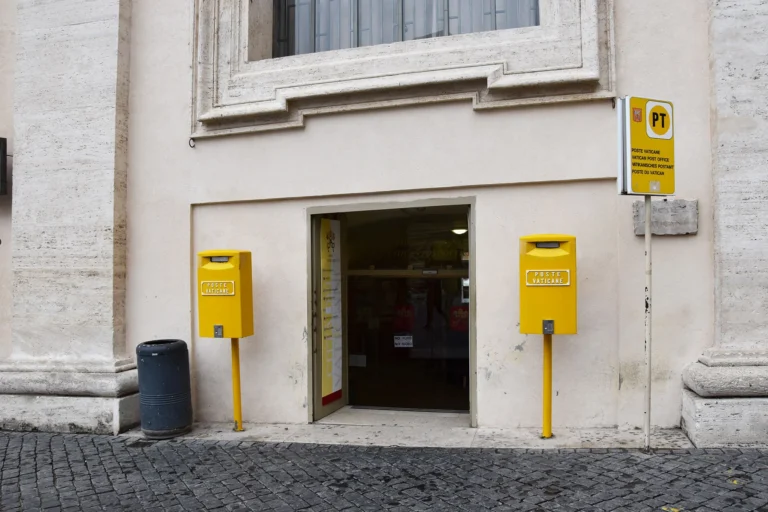 Vatican Post office